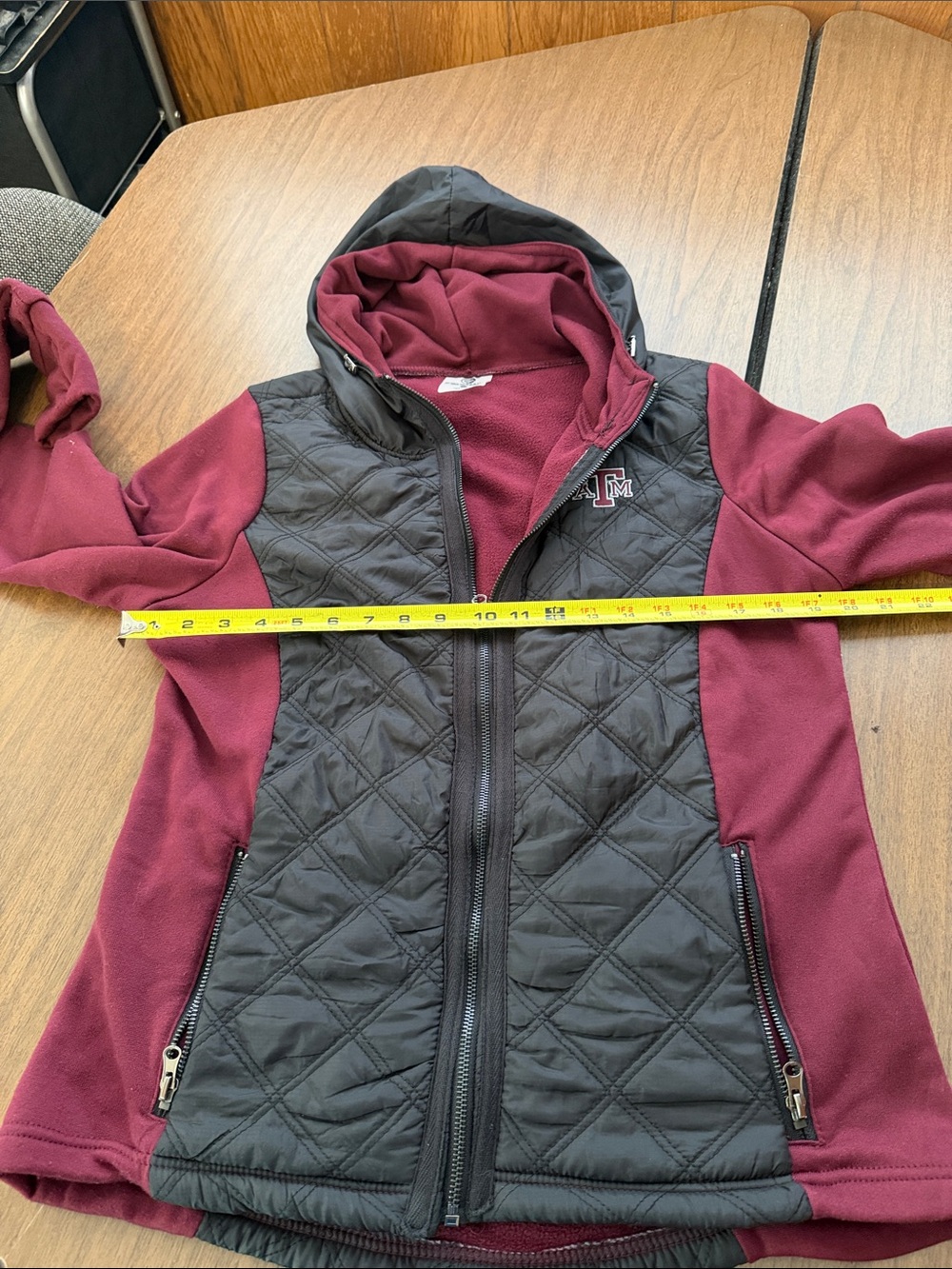Colosseum Maroon and Black Quilted Hooded Vest Jacket